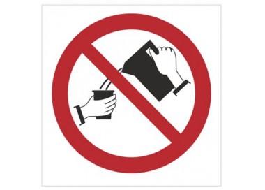 Znak zakaz trzymania ręką kubków przy zalewaniu wrzątkiem (644)